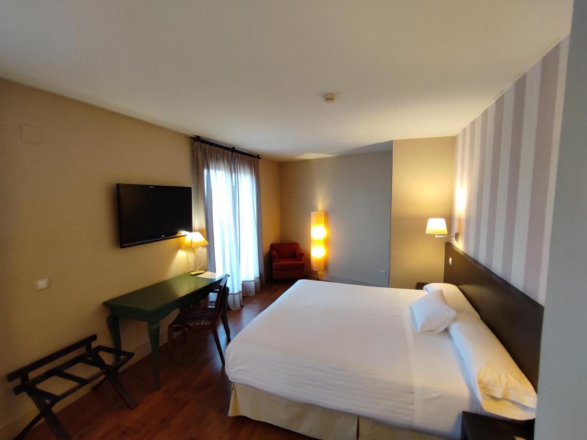 Hotel Puerta Del Arco Tudela de Duero Zewnętrze zdjęcie
