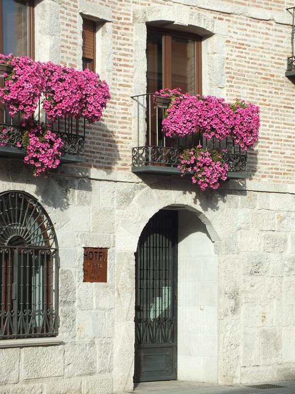Hotel Puerta Del Arco Tudela de Duero Zewnętrze zdjęcie